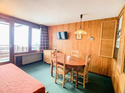 Un ou plusieurs lits dans un hébergement de l'établissement Résidence Curling B1-b2 - Deux pièces avec balcon exposé Sud MAE-2754