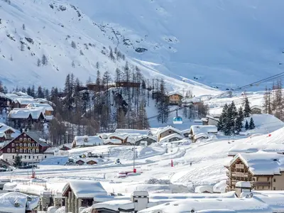 L'établissement Cocon intime avec WiFi, garage, et accès direct aux pistes dans résidence neuve à Val d'Isère - FR-1-694-339 en hiver