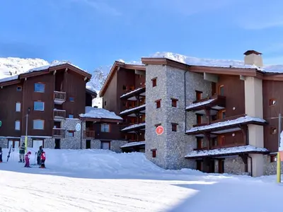 L'établissement Appartement rénové ski aux pieds, balcon, 5 pers. - FR-1-181-2746 en hiver