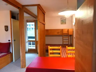 Un ou plusieurs lits dans un hébergement de l'établissement Studio tout confort pour 4 pers. · Accès aux pistes directement - FR-1-181-2763