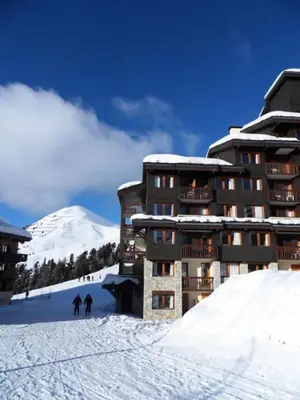 L'établissement Résidence Le Centaure - 3 pièces confortable · Résidence avec accès direct aux pistes · Exposition sud ouest MAE-0661 en hiver