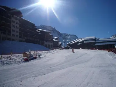 L'établissement Studio fonctionnel 2 pers · Ski aux pieds · Vue pistes - FR-1-181-2822 en hiver