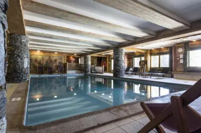 Piscine de l'établissement Résidence Saint Bernard - Appartement 3 pièces 4/5 personnes MAE-4834 ou située à proximité