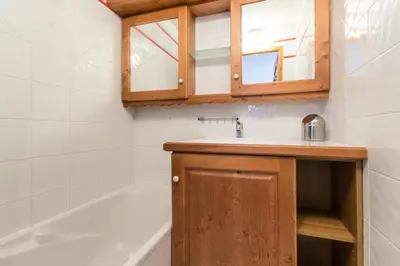 Salle de bains dans l'établissement Résidence Alpages Du Chantel - Appartement 3 pièces 6 personnes MAE-4924