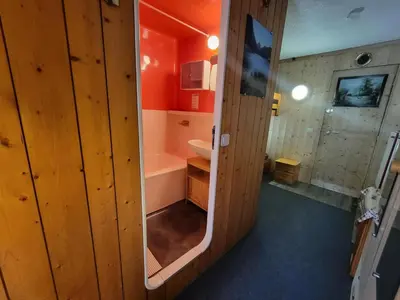 Salle de bains dans l'établissement Résidence Belles Challes - Studio 4 personnes pied des pistes MAE-6514