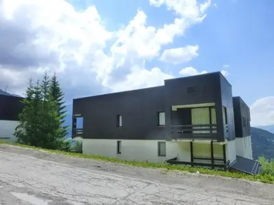 Vue générale sur la montagne ou vue sur la montagne depuis l'appartement