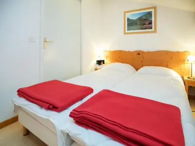 Un ou plusieurs lits dans un hébergement de l'établissement Apartment with 2 rooms, balcony