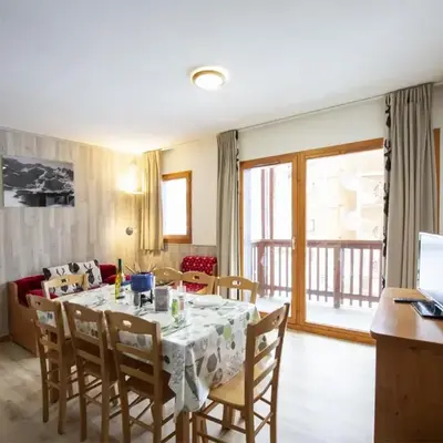 Apartment for 8 people with parking