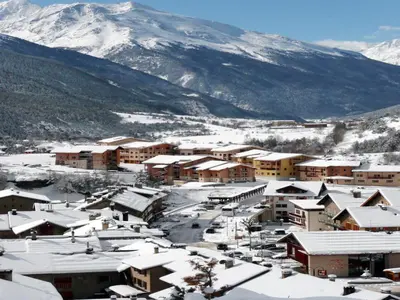 Vue générale sur la montagne ou vue sur la montagne depuis la maison de vacances