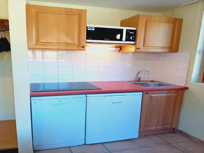 Cuisine ou kitchenette dans l'établissement Apartment for 6 people with 2 rooms
