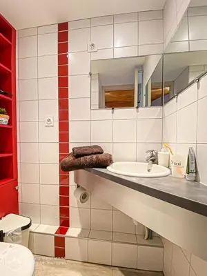 Salle de bains dans l'établissement Les Chalets De La Pyramide - CH8 - LES CHALETS DE LA PYRAMIDE MAE-0893
