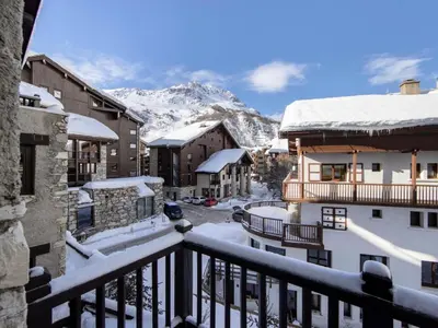 L'établissement Résidence Coeur De Val - Appartement entièrement rénové Vieux Village MAE-3243 en hiver
