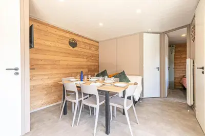 Plan de l'établissement Résidence Camping La Buidonniere - Chalet confortable et lumineux en pleine nature MAE-1043