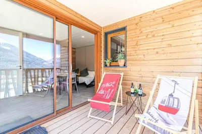 Plan de l'établissement Résidence Camping La Buidonniere - Chalet confortable et lumineux en pleine nature MAE-1073