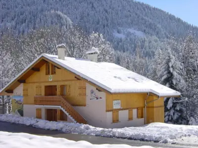 L'établissement Duplex spacieux avec garage proche centre Champagny - FR-1-464-41 en hiver