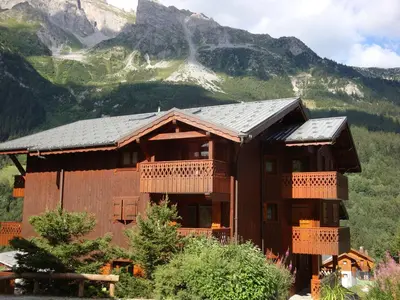 Vue générale sur la montagne ou vue sur la montagne depuis l'appartement
