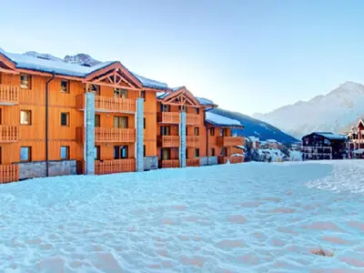 Vue générale sur la montagne ou vue sur la montagne depuis l'appartement