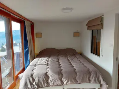 Un ou plusieurs lits dans un hébergement de l'établissement Duplex 4 pièces, 10 pers., animaux admis, Wi-Fi, Les Arcs 1800 - FR-1-411-363