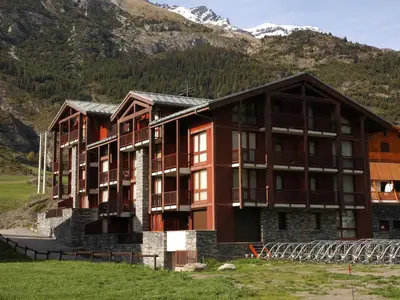 Vue générale sur la montagne ou vue sur la montagne depuis l'appartement
