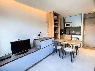 Cuisine ou kitchenette dans l'établissement Résidence Tommeuses - Appartement rénové·Pieds des pistes ·Balcon MAE-6699