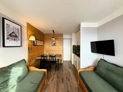 Télévision ou salle de divertissement dans l'établissement Résidence Themis - Chaleureux appartement rénové · Accès direct aux pistes · Vue pistes MAE-3344