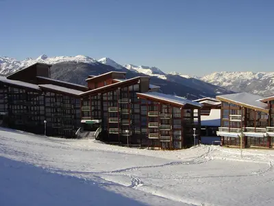 Vue générale sur la montagne ou vue sur la montagne depuis l'appartement