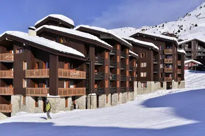 L'établissement Résidence Agate - Studio divisible fonctionnel · Au pied des pistes · Vue vallée MAE-2634 en hiver