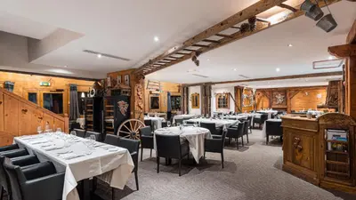 Restaurant ou autre lieu de restauration dans l'établissement Résidence Carlina by Les Etincelles