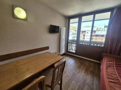 Télévision ou salle de divertissement dans l'établissement Résidence Rond Point Des Pistes C - Studio·Proche des pistes·Balcon MAE-7584