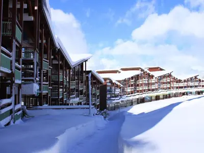 L'établissement Appartement rénové avec balcon au centre d'Arc 1800, ski aux pieds - FR-1-346-492 en hiver