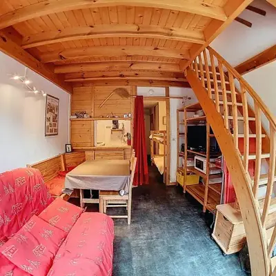 Studio mezzanine cosy au centre de Val-d'Isère - FR-1-518-118