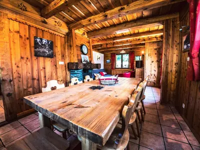Un ou plusieurs lits dans un hébergement de l'établissement Chalet Neve - GRAND APPARTEMENT AVEC VUE SUR LA GRANDE MOTTE MAE-2344
