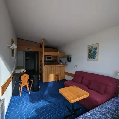 Studio confortable au pied des pistes avec balcon - FR-1-346-546