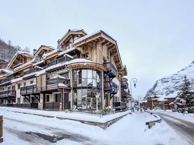 L'établissement Magnifique appartement avec jacuzzi extérieur privé à Val d'Isère - FR-1-567-99 en hiver